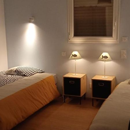 Maison De La Plage Des Amiets Cleder Экстерьер фото